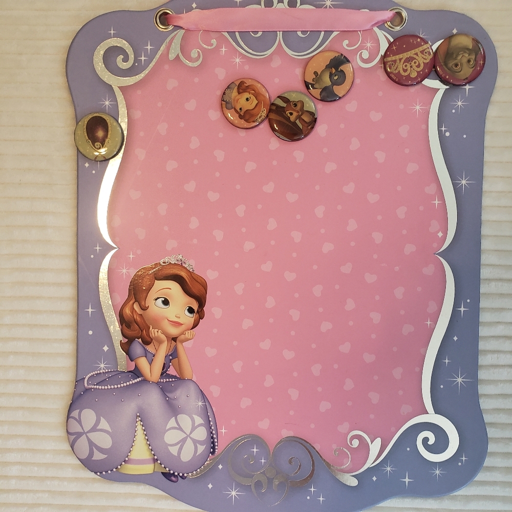 Disney Sofia The First Pink & Purple Themed Hanging Magnet Memo Board - Picture 4 of 14